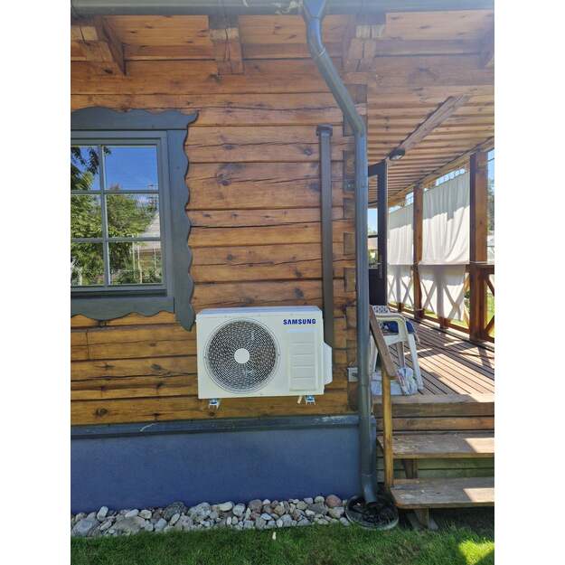 SAMSUNG SIENINIS NORDIC ESSENTIAL 2.5/3.2 kW šilumos siurblio oras oras komplektas